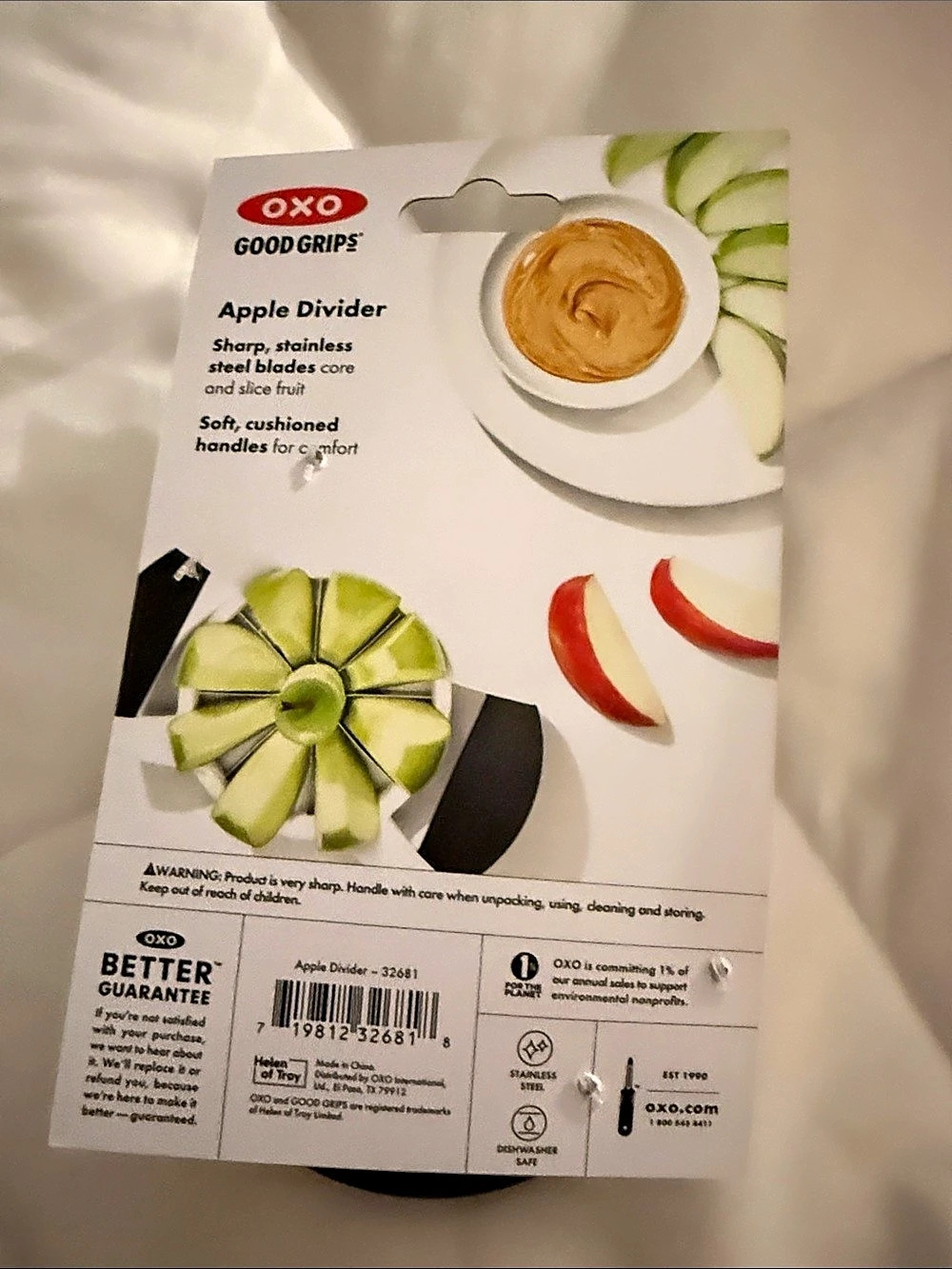 OXO Good Grips Apple Divider Apple Divider NWT in White & Black